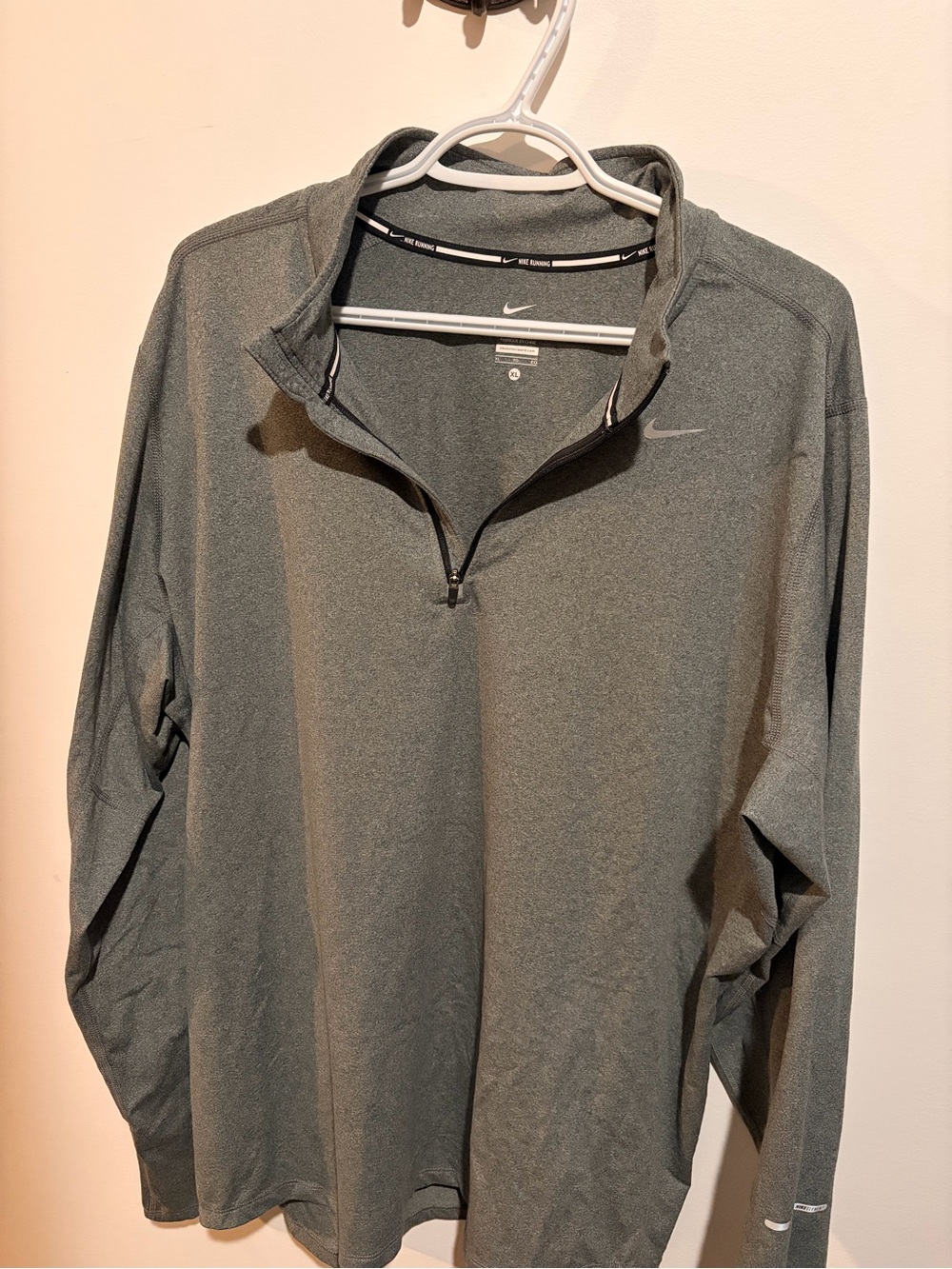 Nike Men’s Olive Gray Quarter-Zip Performance Pullover